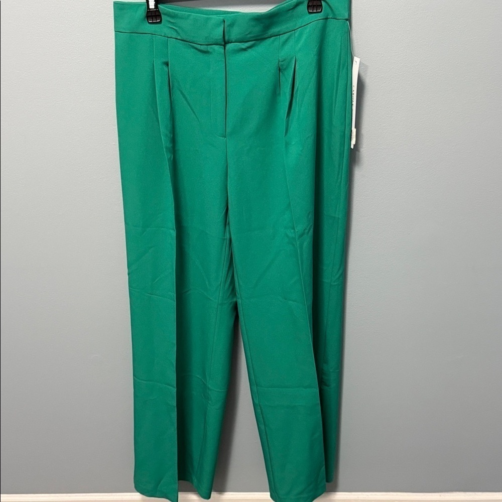 Vibrant Green Pleated Trousers for women